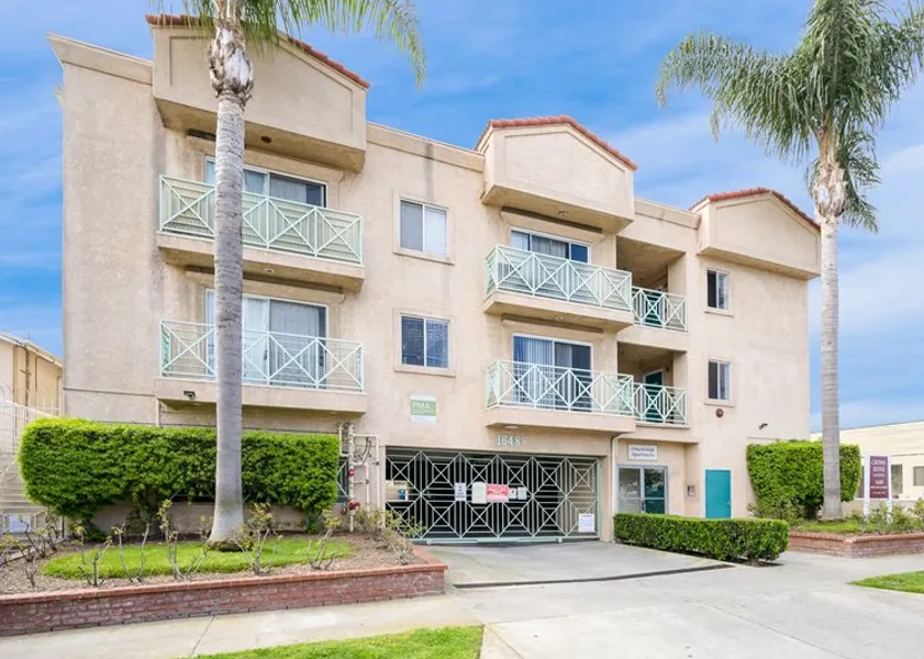 property for rent #1