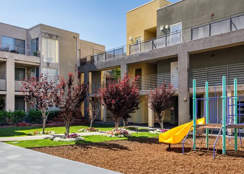 property for rent #1