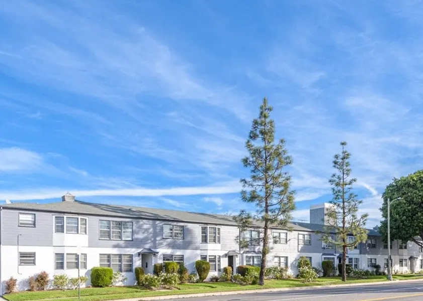 property for rent #1