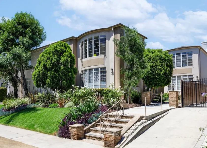 property for rent #1