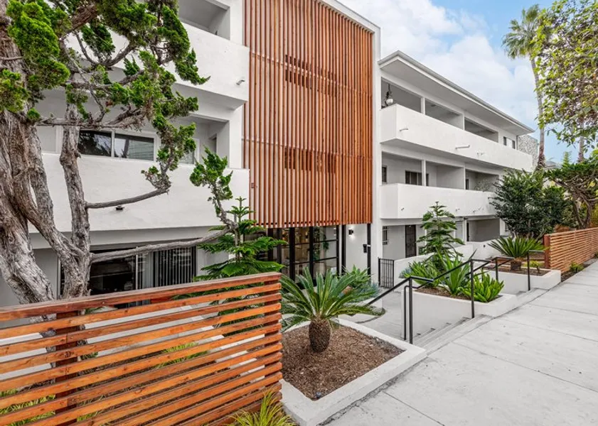 property for rent #1