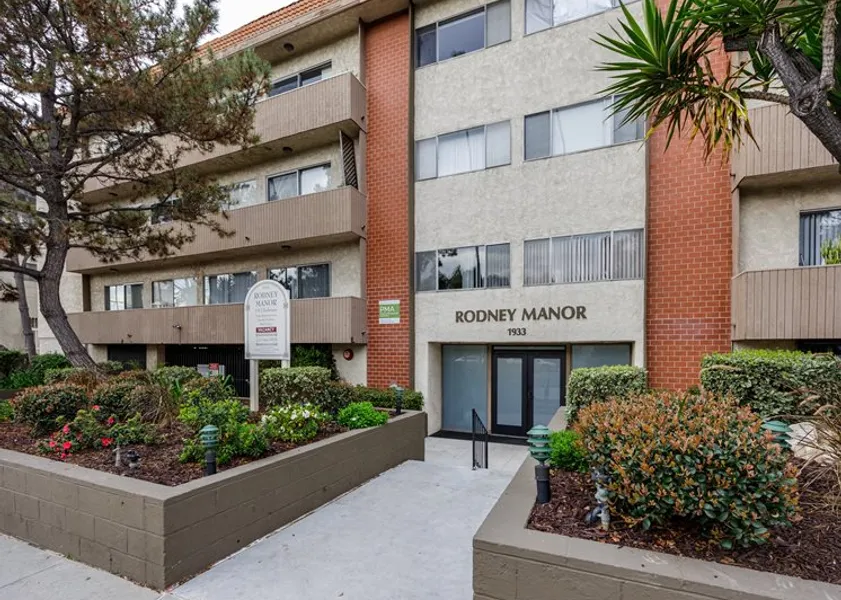 property for rent #1