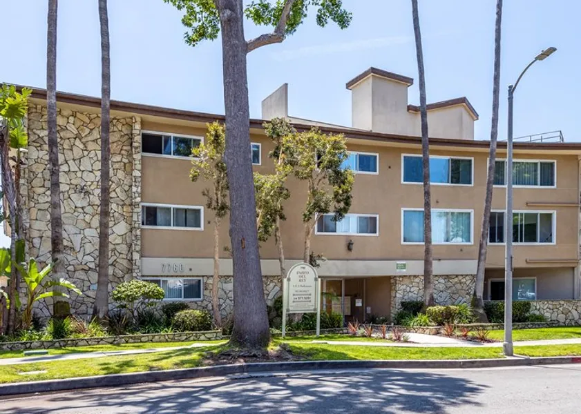 property for rent #1