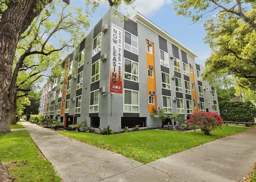 property for rent #1