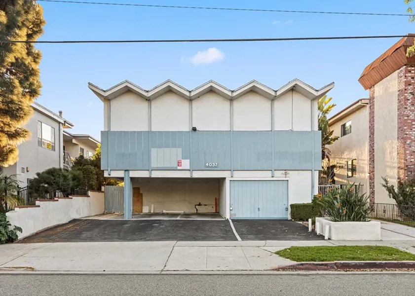 property for rent #1