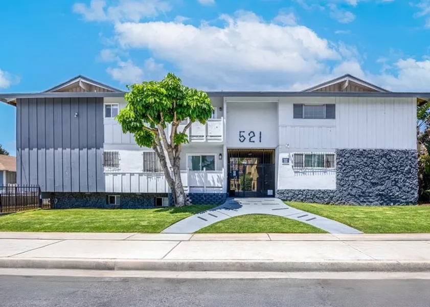 property for rent #1