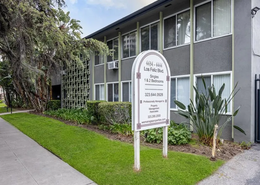 property for rent #1