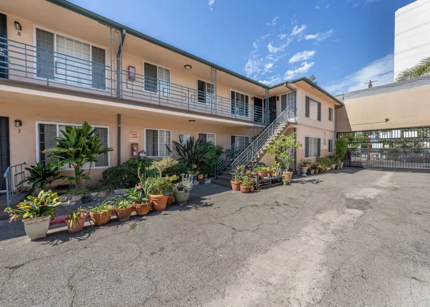 property for rent #1