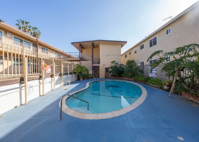 property for rent #1