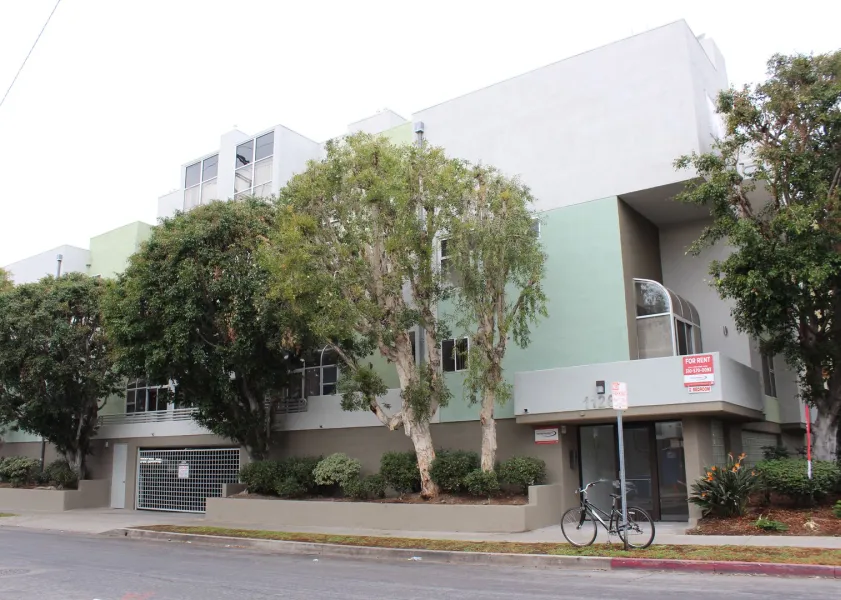 property for rent #1