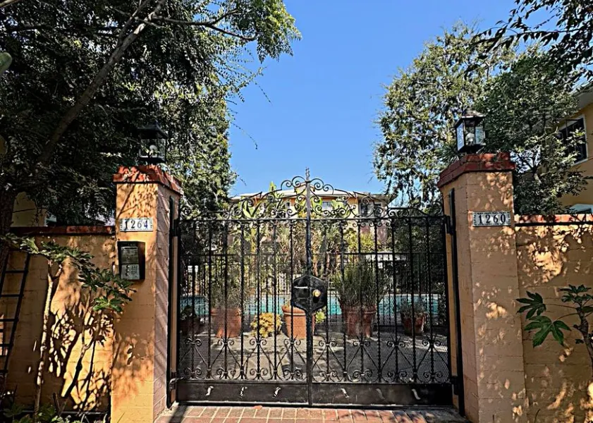 property for rent #1