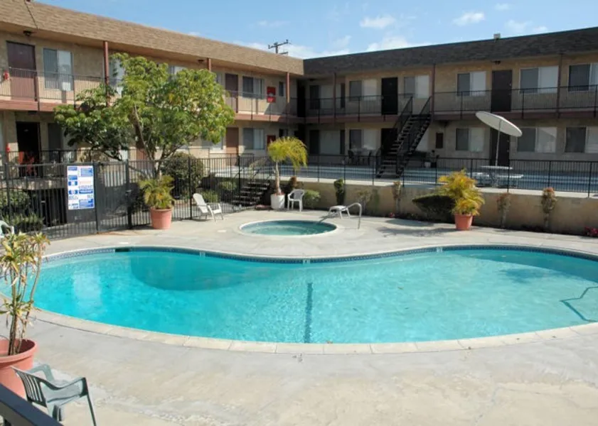 property for rent #1