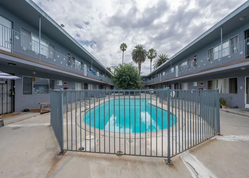 property for rent #1