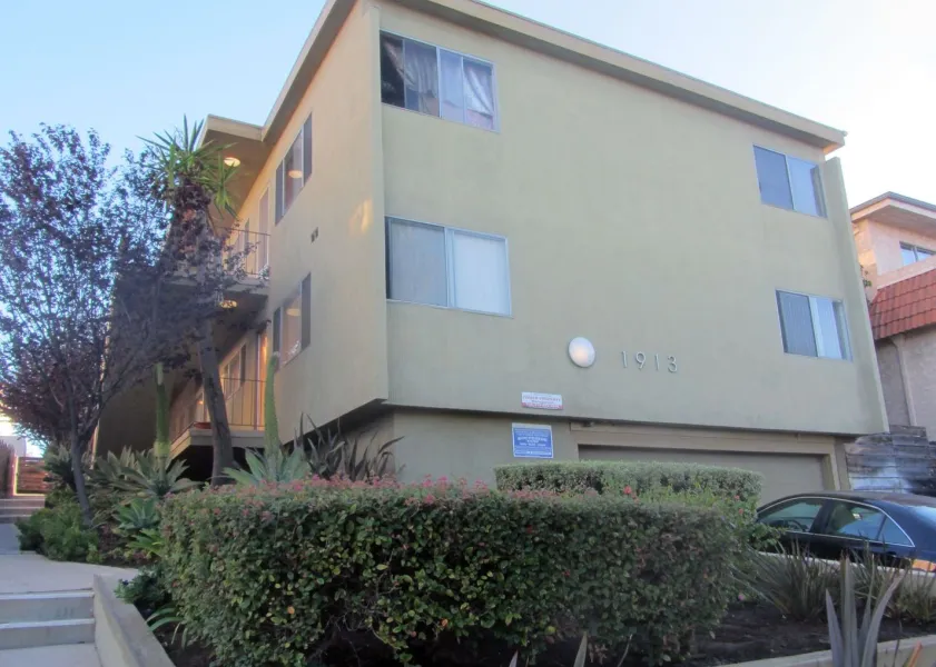 property for rent #1