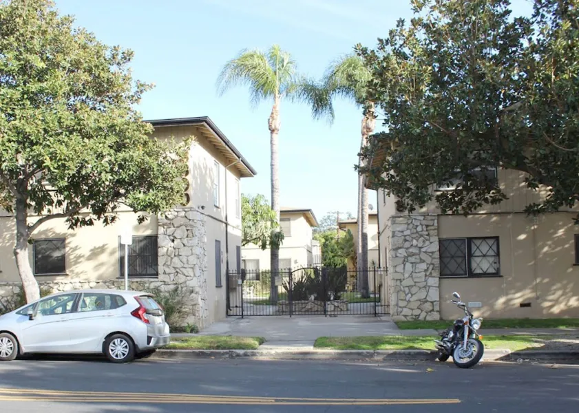 property for rent #1