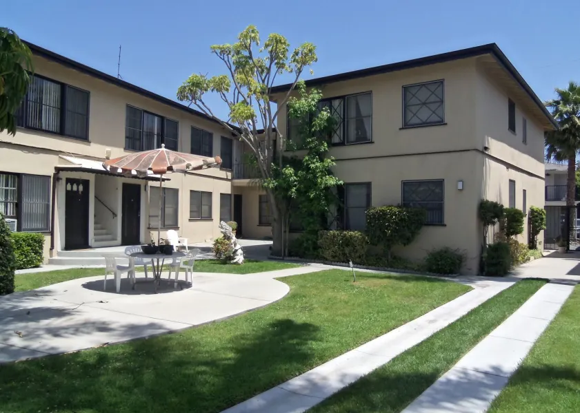 property for rent #1