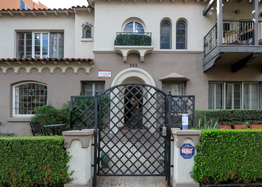 property for rent #1