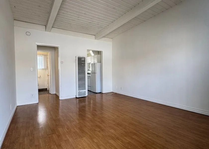 property for rent #1