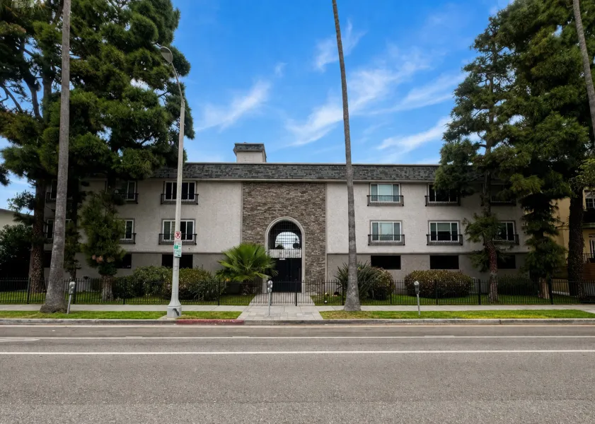 property for rent #1