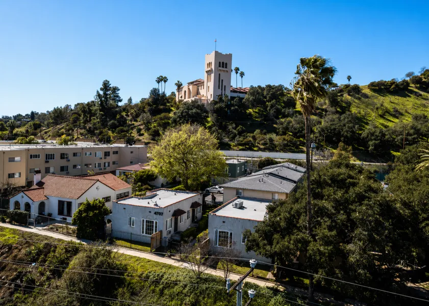 property for rent #1