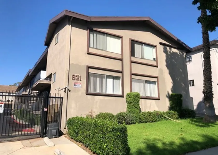 property for rent #1