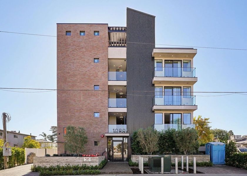 property for rent #1