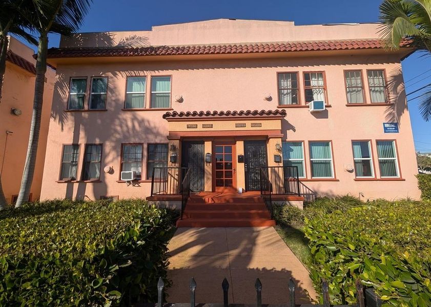 property for rent #1