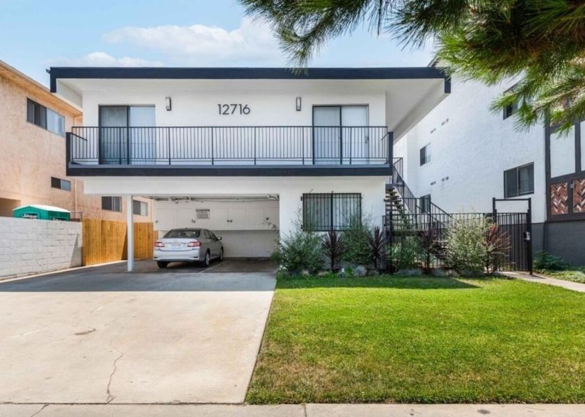 property for rent #1