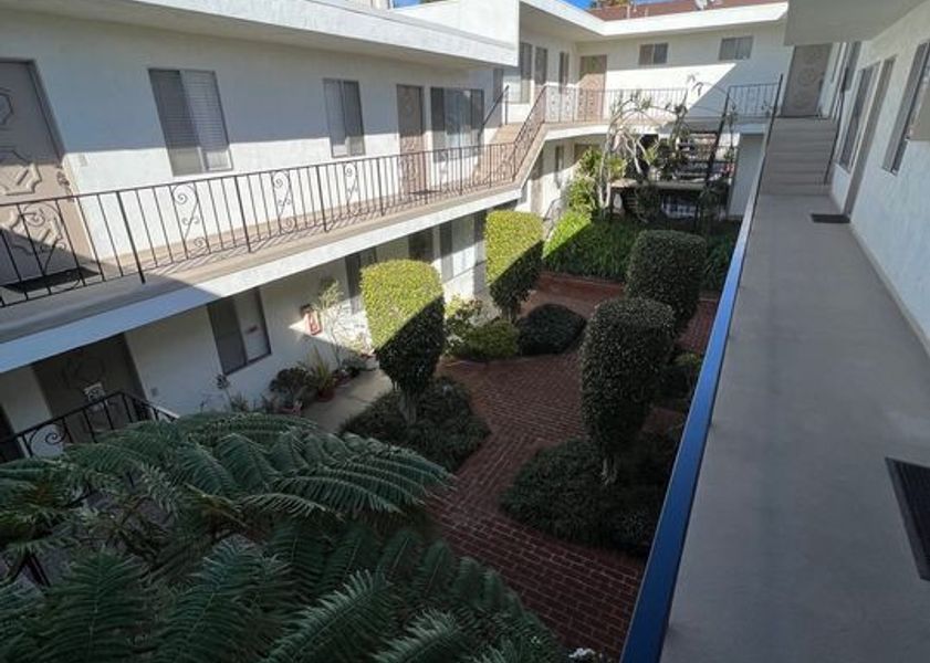 property for rent #1