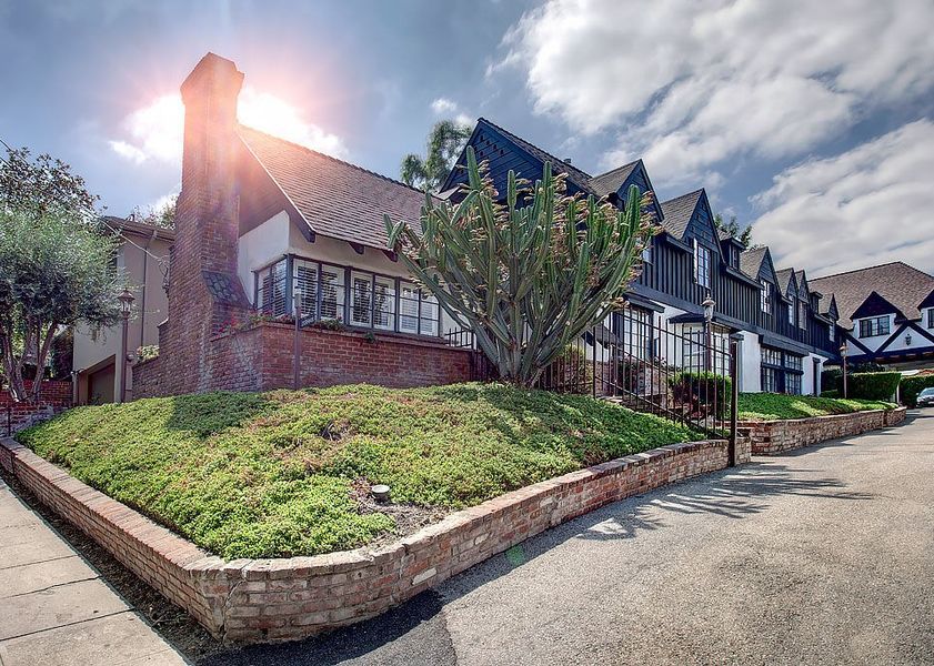 property for rent #1