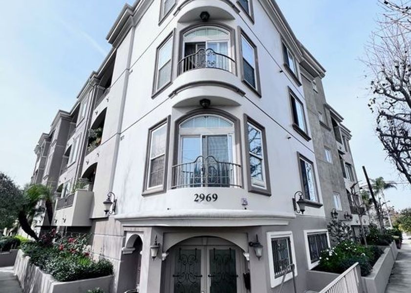 property for rent #1