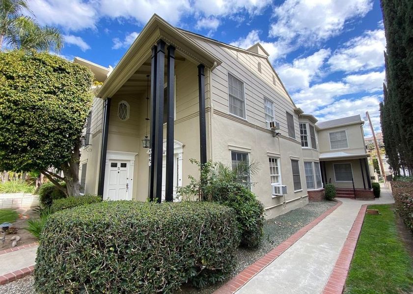 property for rent #1