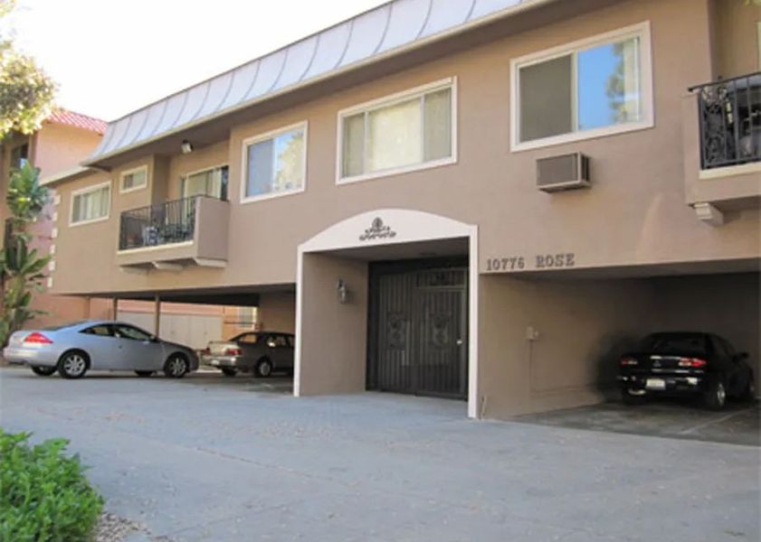 property for rent #1