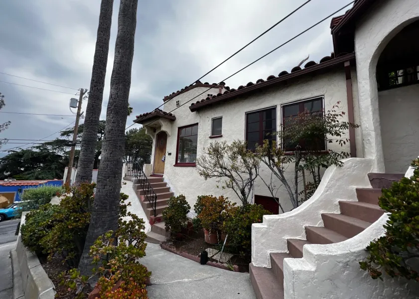 property for rent #1