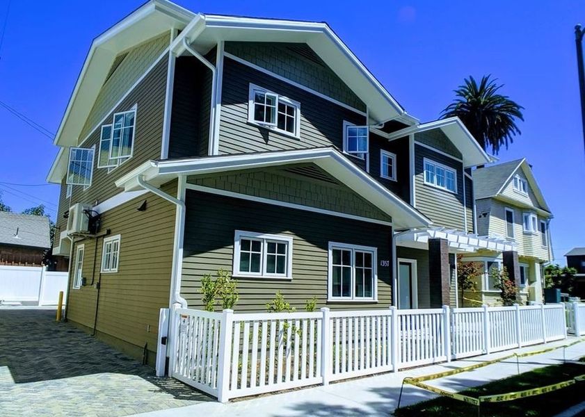 property for rent #1