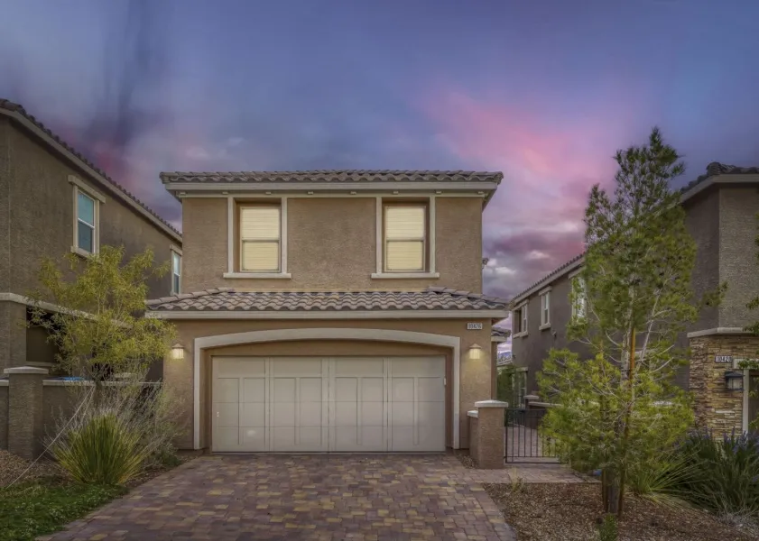 property for rent #1