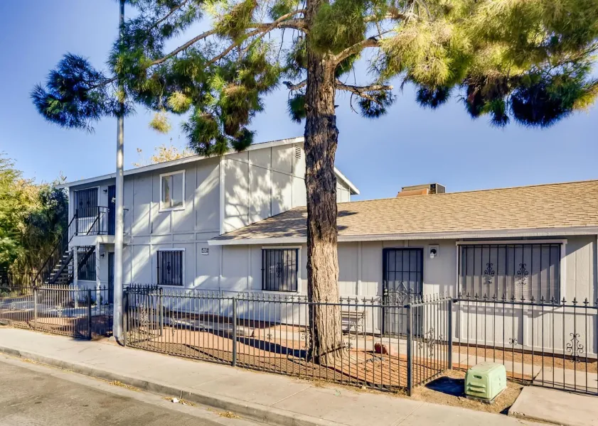 property for rent #1