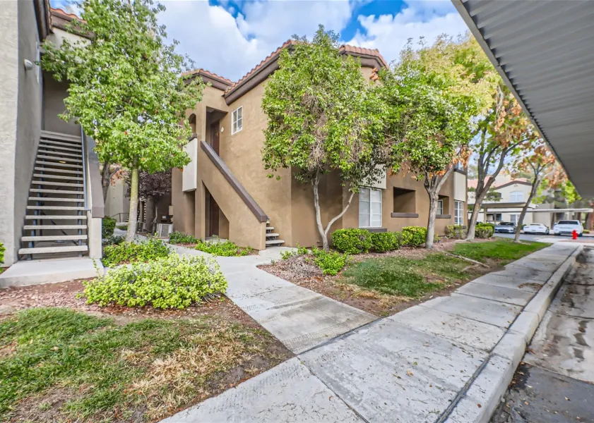 property for rent #1