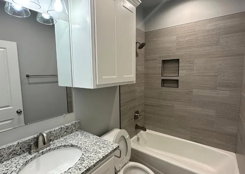 2bdr 1bth Storage Space Throughout