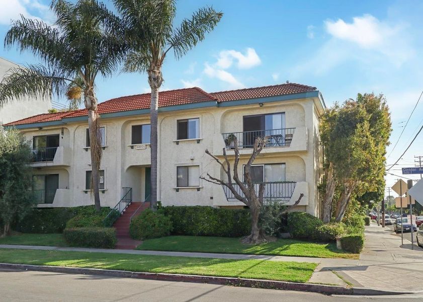 property for rent #1