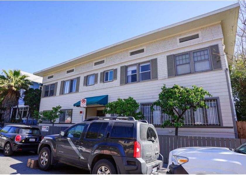 property for rent #1