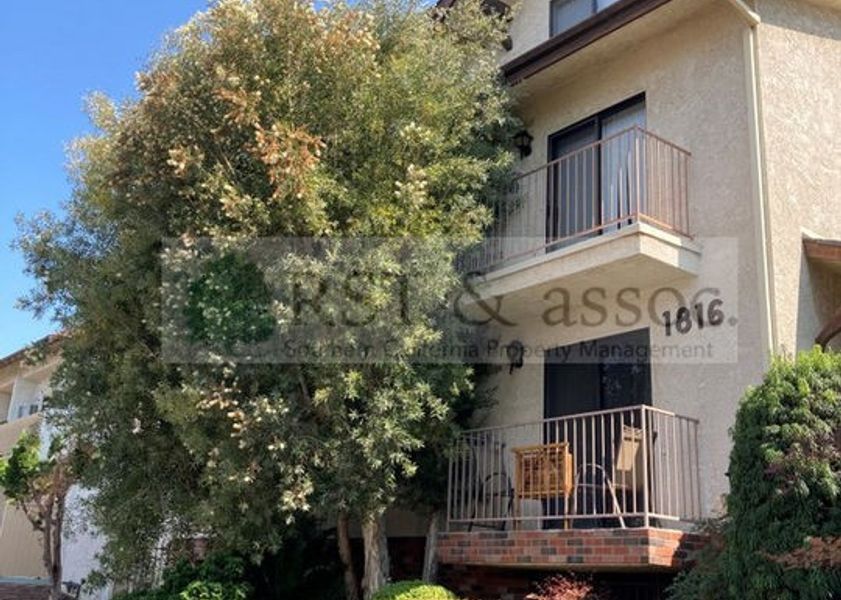 property for rent #1