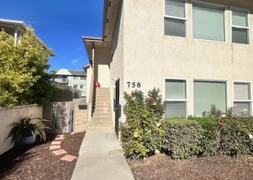 property for rent #1