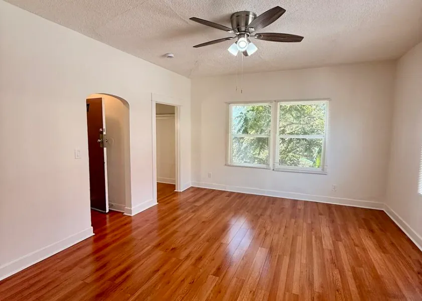 property for rent #1