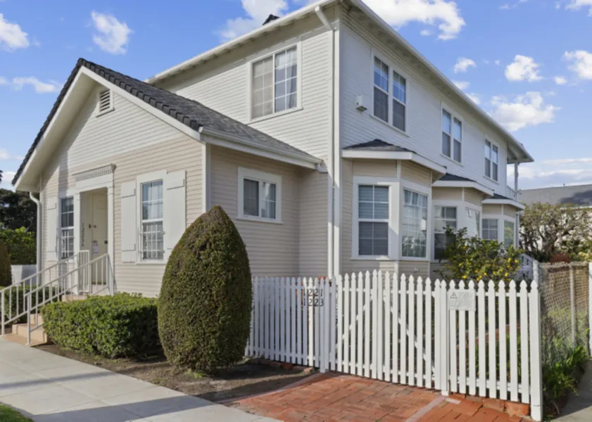 property for rent #1