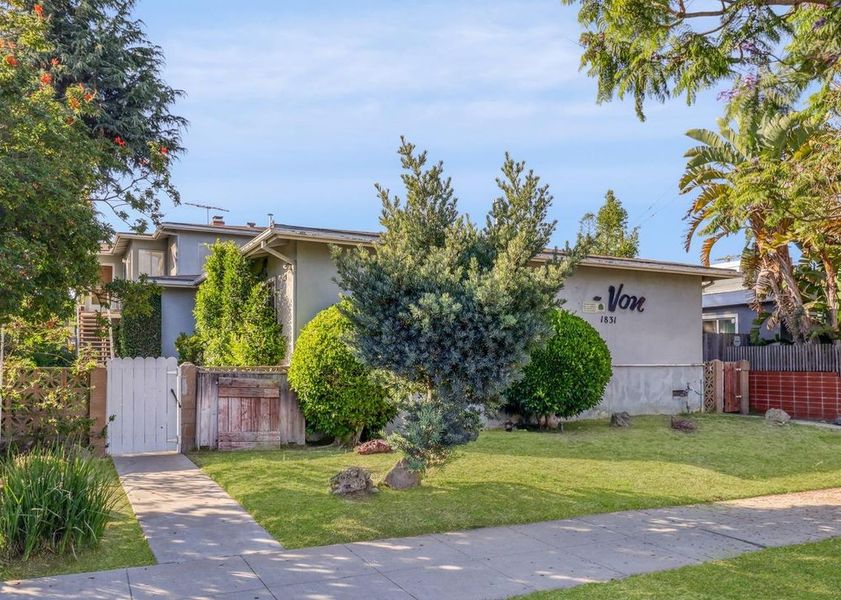 property for rent #1