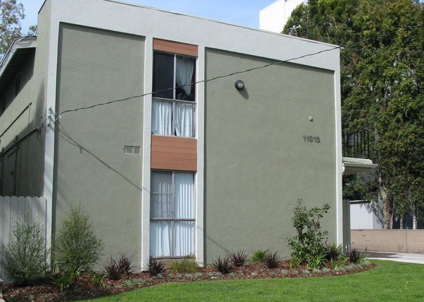 property for rent #1