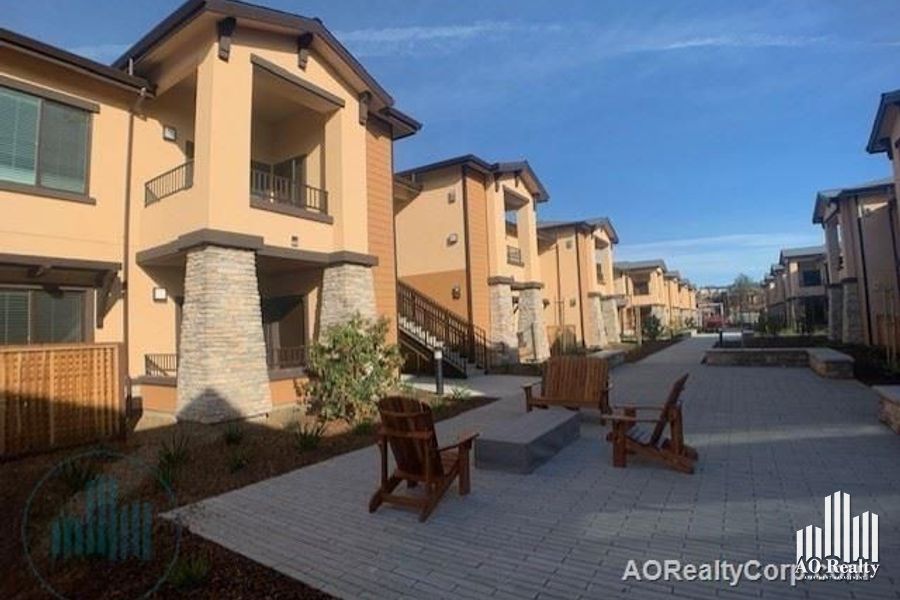 property for rent #1