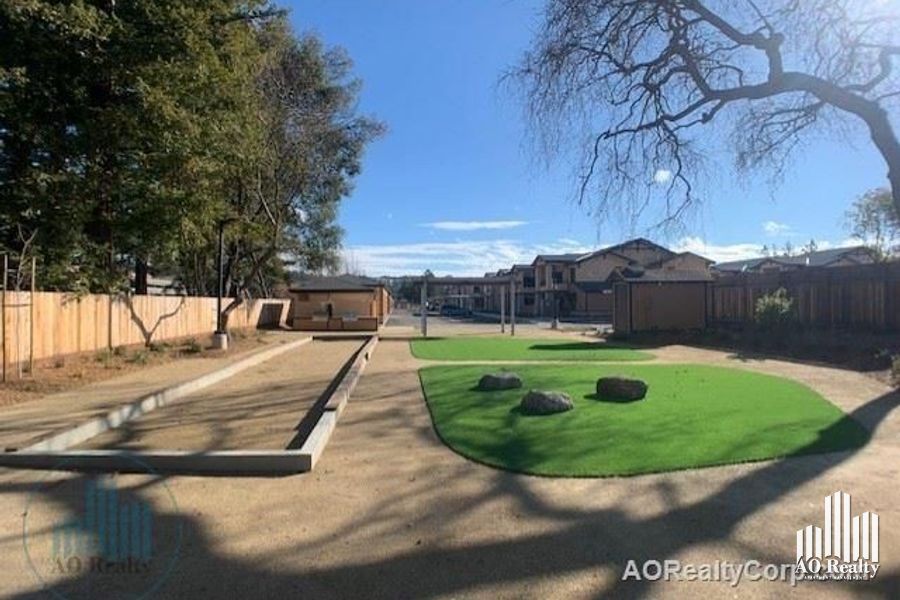 property for rent #4