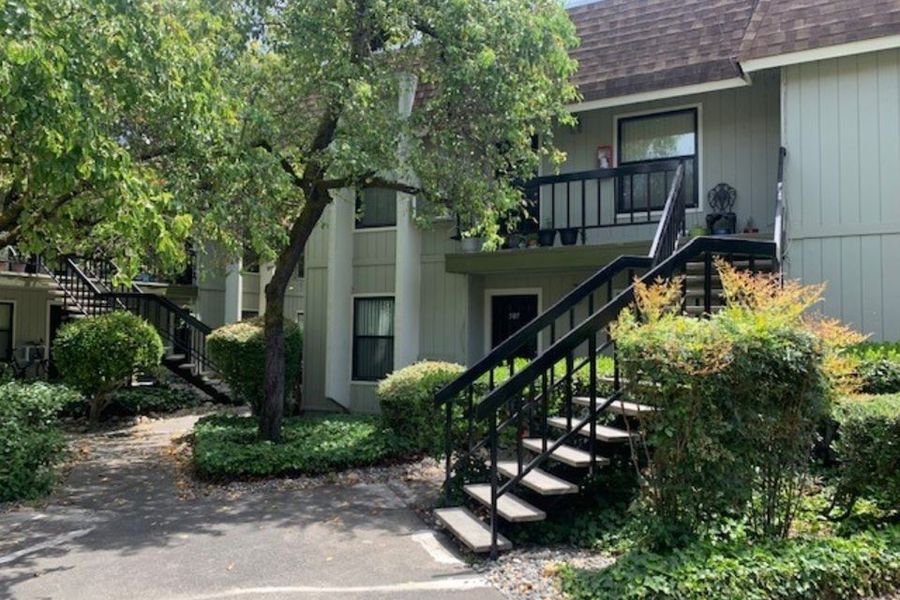 property for rent #6